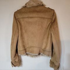 ZARA　ジャケットの画像