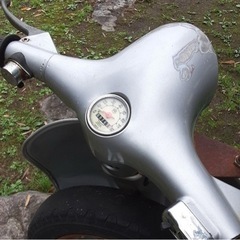 ベスパ　50S エンジン実働　→ 放置　→ 不動　レストアベースの画像