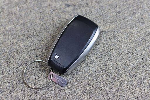 スバル トランクボタン付き 3ボタン 純正スマートキーフォレスター/レガシィ/アウトバック/インプレッサ/XV/レヴォーグ