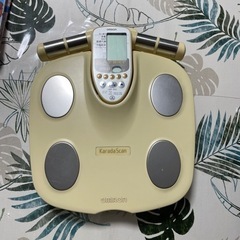 OMRON 体脂肪計