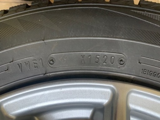 受け渡し者様確定済　スタッドレスタイヤ ホイール 4本 145/80R13 中古品