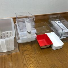 【中古あげます】ニトリ、ケユカの収納トレイ、収納ケースなどいろいろ KEYUKAの画像