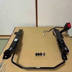 トヨタ　アクア　レカロ　RECARO シートレール　NHP10 ...