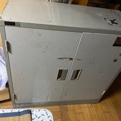 差し上げます スチール棚