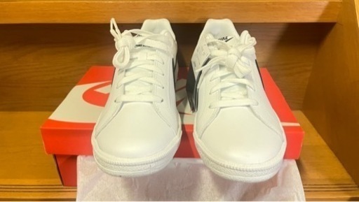 Nike スニーカー