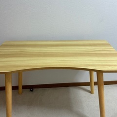 新品テーブル•パソコンデスク•勉強机【直接引き渡し希望】の画像