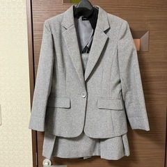 Add Rouge レディーススーツ