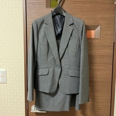 卒業！入学！レディーススーツ  スカート2枚つき  グレー