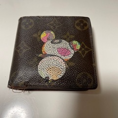 ルイヴィトンの財布ですが痛み有り