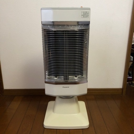ダイキン　遠赤外線ヒーター