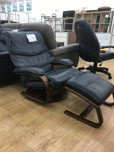 ★ジモティ割あり★ 富士ファニチャー チェアオットマン付き クリーニング済み SJ5134