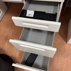 取引中🐈‍⬛事務デスク 2021年製 ◇ 残り1台の画像