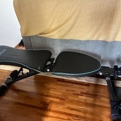 トレーニングベンチ　筋トレ