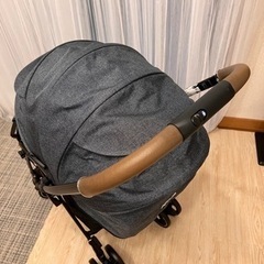 アップリカ　ラクーナクッションフリー　※タイヤ新品交換済みの画像
