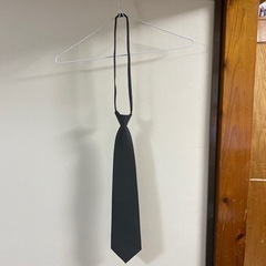 ネクタイ（ジッパー式・黒）の画像