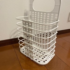 折りたたみ式洗濯かご　粘着フック付きの画像