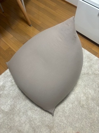 美品　ヨギボー