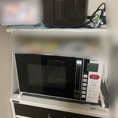 食器棚、レンジ置き台の画像