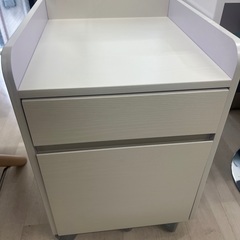 サロン使用　キャビネット