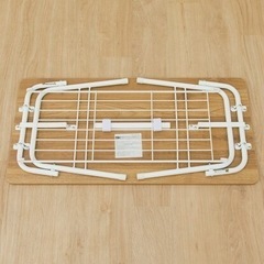 【ニトリ】折りたたみテーブルの画像