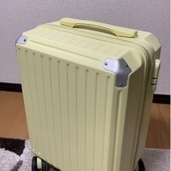 【取引先決定】スーツケースSSサイズ　多機能　パステルイエローの画像