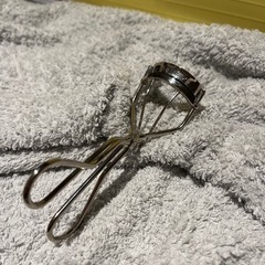 お話中【新品未使用】SHISEIDO ビューラー