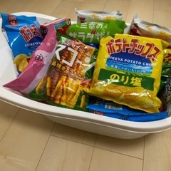 ベビーバス＋お菓子の画像
