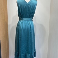 美品　BALLSEY ボールジィー　シルクワンピースの画像