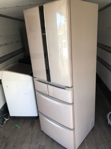 北九州市内配送無料　保証付き　日立 HITACHI R-F440D T [真空チルドFS冷蔵庫 （441L・フレンチドア） 6ドア ソフトブラウン]