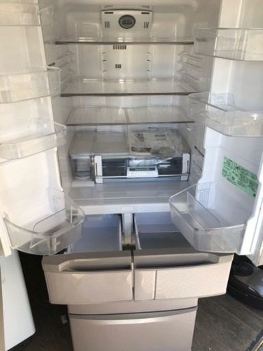 北九州市内配送無料　保証付き　日立 HITACHI R-F440D T [真空チルドFS冷蔵庫 （441L・フレンチドア） 6ドア ソフトブラウン]