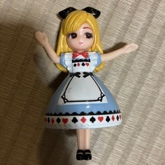 ハッピーセットの着せ替えリカちゃんの画像