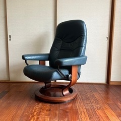 【北欧ブランド】エコーネスEKORNES リクライニングチェア（オットマン付き）