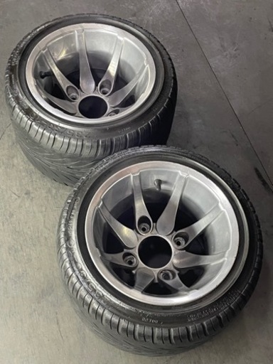 ☆【御成約有難う御座いました
】ジャイロキャノピー&  ジャイロX&ジャイロUP 10インチ4穴8Jアルミホイル&  235/30-10ワイドタイヤの中古品の セットの出品です。