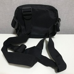 トライアングル　チェストバッグの画像