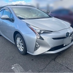 業販価格　プリウス　4WD 車検付き