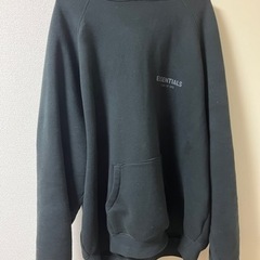『取引中』ESSENTIALS海外ハイブランド！最終値下げ!!の画像