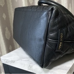 COLE HAAN キルティングハンドバック　定価50000円の画像