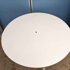 オフィスコム Lesir キャスター付きミーティングテーブル デスク 机 LOT No, 19A22 丸型 ラウンド型 モダン風の画像