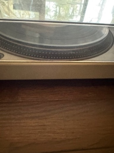 レコードプレーヤー