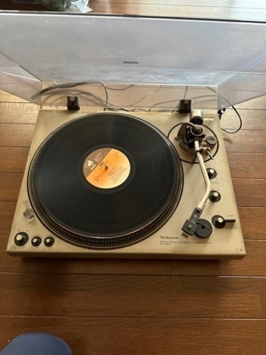 レコードプレーヤー