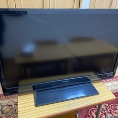 シャープのアクオス液晶テレビ32型