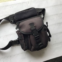 レッグバッグ　中古