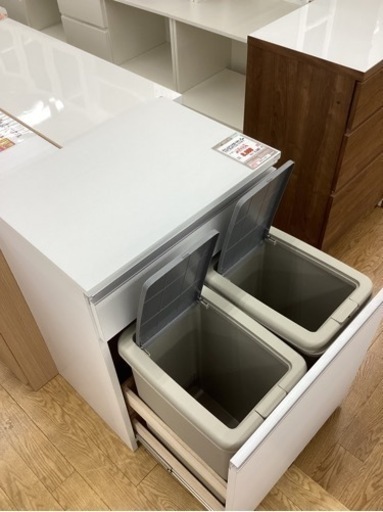 KB-72【新入荷　リサイクル品】ダストBOX付き　カウンター　白