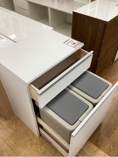 KB-72【新入荷　リサイクル品】ダストBOX付き　カウンター　白