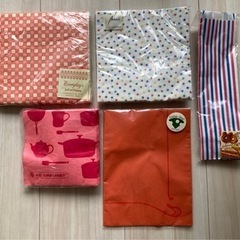 ペーパーナプキンやペーパービッグなど　5種類