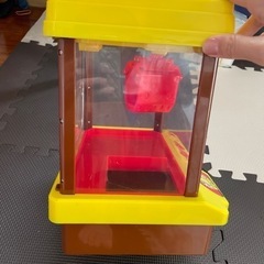 ピカチュウ　クレーンゲーム　本体の画像