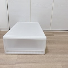 引き出し衣装ケース　幅39×奥行74×高さ18cm     押入...