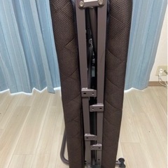 美品 折り畳みシングルベッド キャスター動作良好の画像