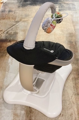 4moms  ママルー　電動バウンサー