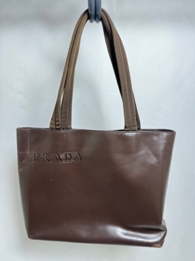 プラダ　トートバッグ　パンチング　ブラウン